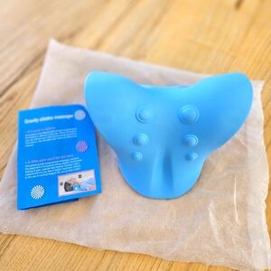 Neck And Shoulder Relaxer Stretcher